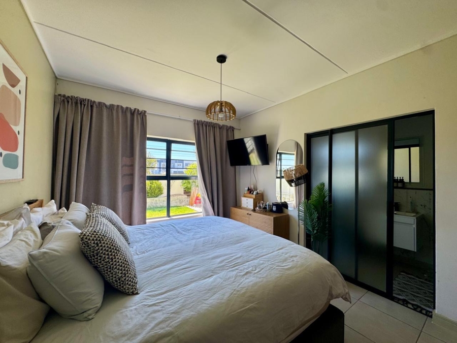 3 Bedroom Property for Sale in Sandown Western Cape